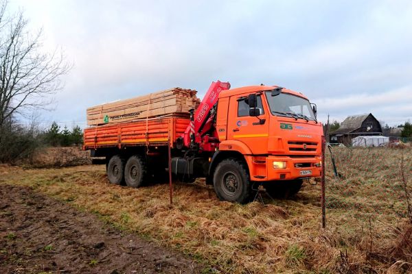 Доставка стройматериала на участок